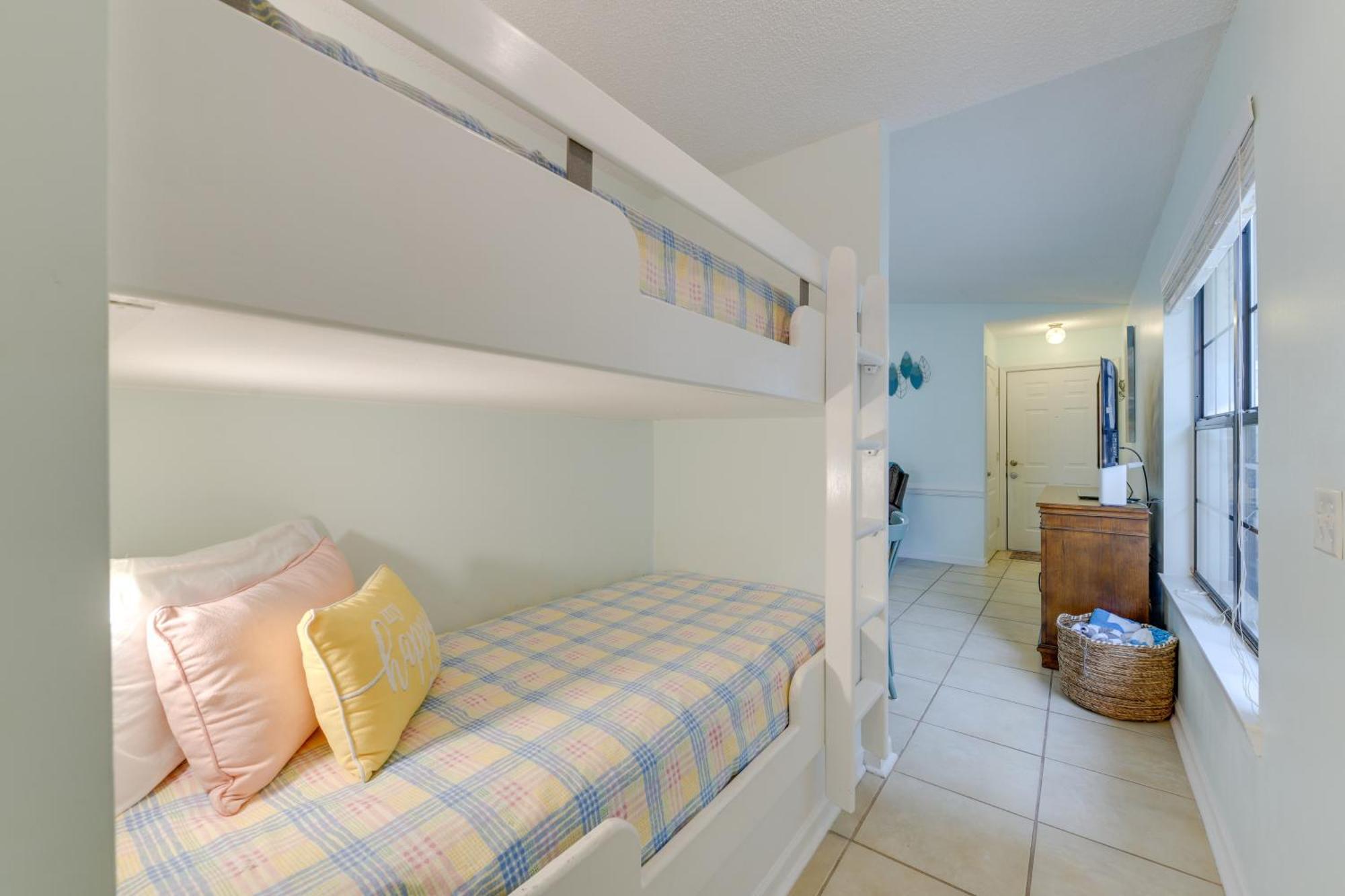 Cozy Pcb Condo Less Than Half Mile To Public Beach Access! Panama City Beach Exterior photo